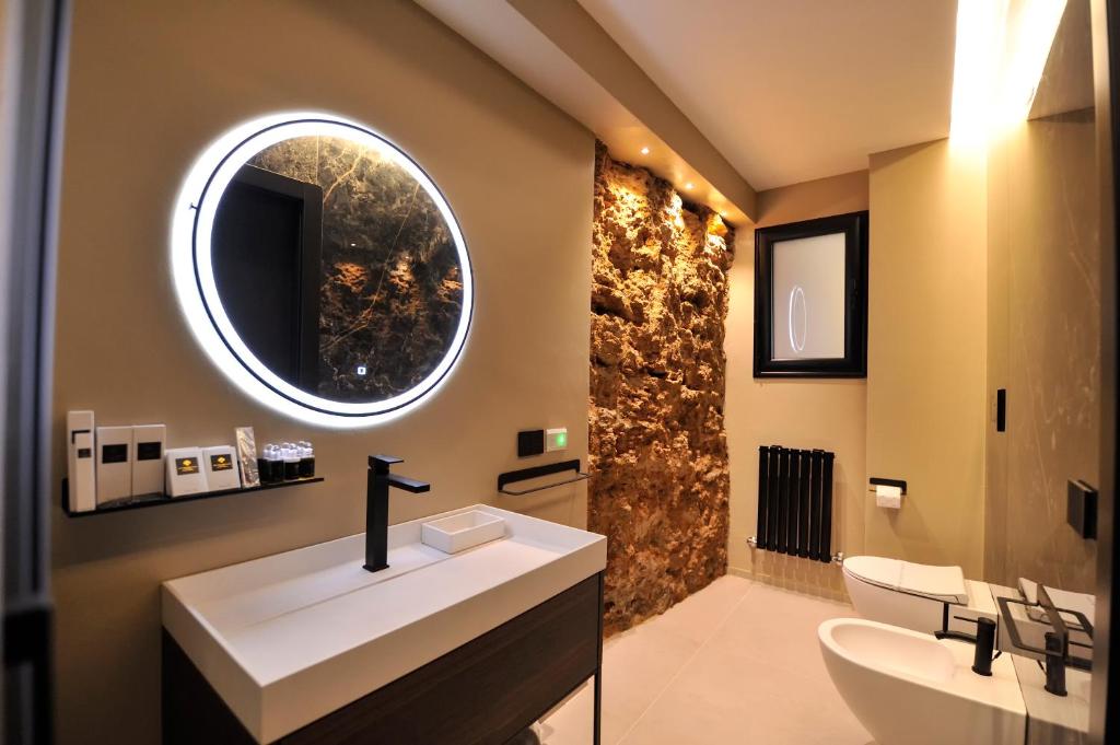 Kúpeľňa v ubytovaní Emesh Boutique Suite
