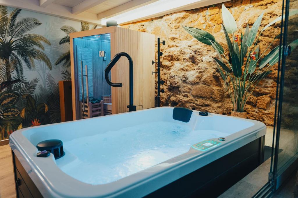Kúpeľňa v ubytovaní Emesh Boutique Suite