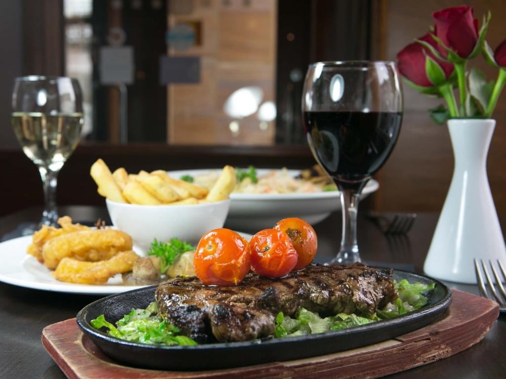 The Royal Highland Hotel - Resim 40