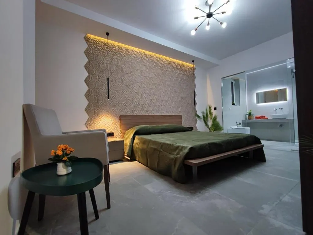 B8 Seaside Luxury Apartment with terrace- NEW