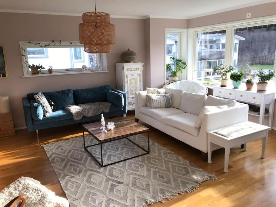 Fotografie z fotogalerie ubytování Ljus och fräsch lägenhet i Ljungskile v destinaci Ljungskile