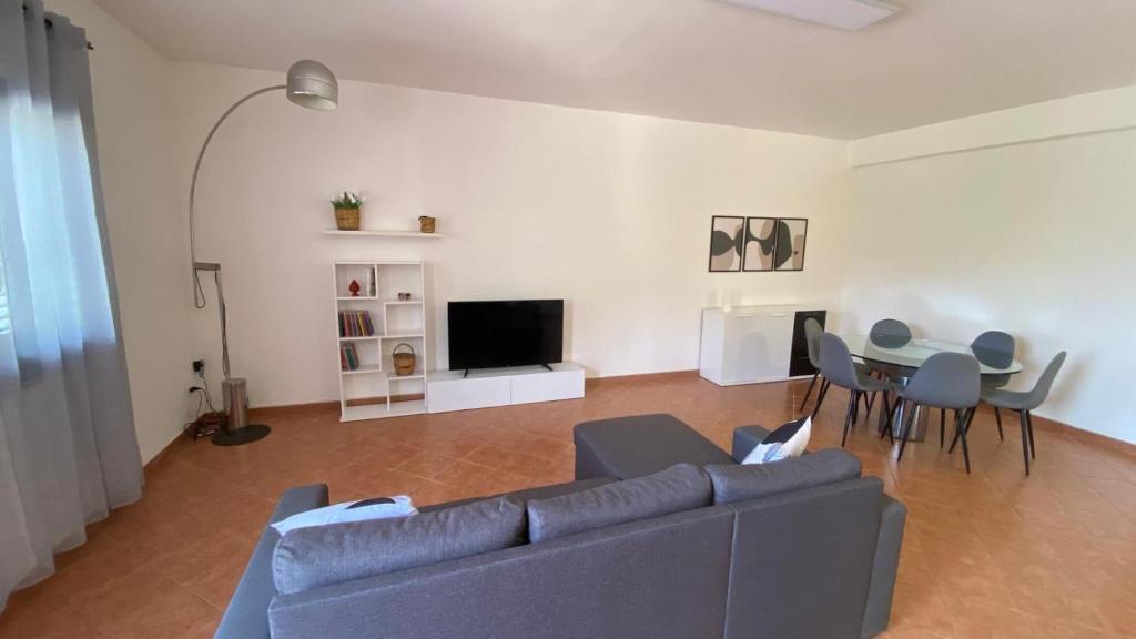 Μια τηλεόραση ή/και κέντρο ψυχαγωγίας στο Villetta con giardino