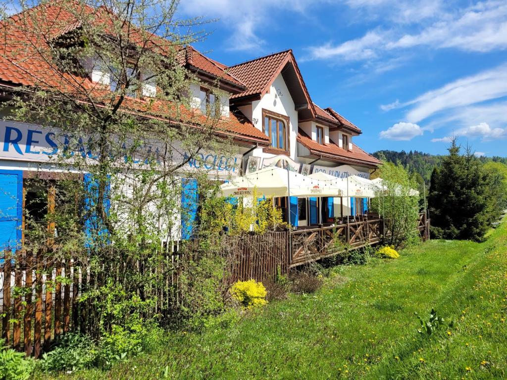 Budova, v ktorej sa ubytovanie bed & breakfast nachádza