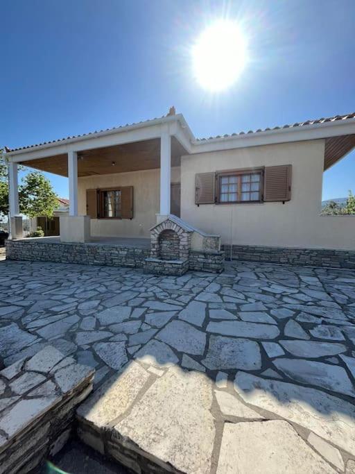 Rustic and Spacious House - Apartamento De Dois Quartos