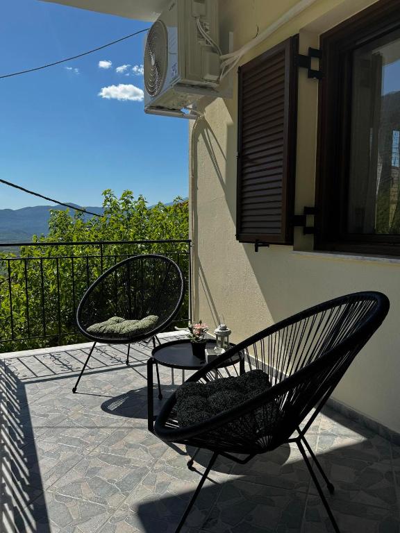 Nespecifikovaný výhled na hory nebo výhled na hory při pohledu z apartmánu