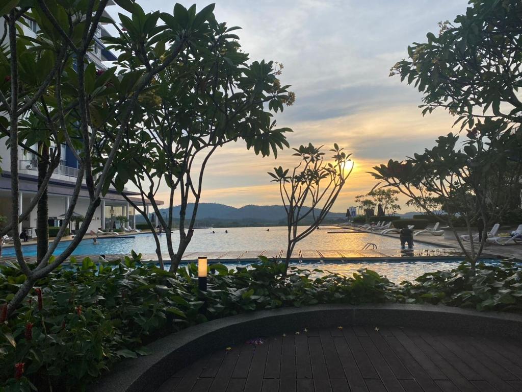 Alwafiqah Palmyra Condo 3 Bedroom With Netflix & Wifi near Bangi