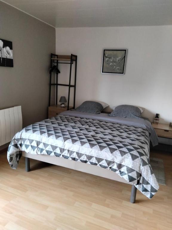 Postel nebo postele na pokoji v ubytování Chambres d'Hôtes Arnold