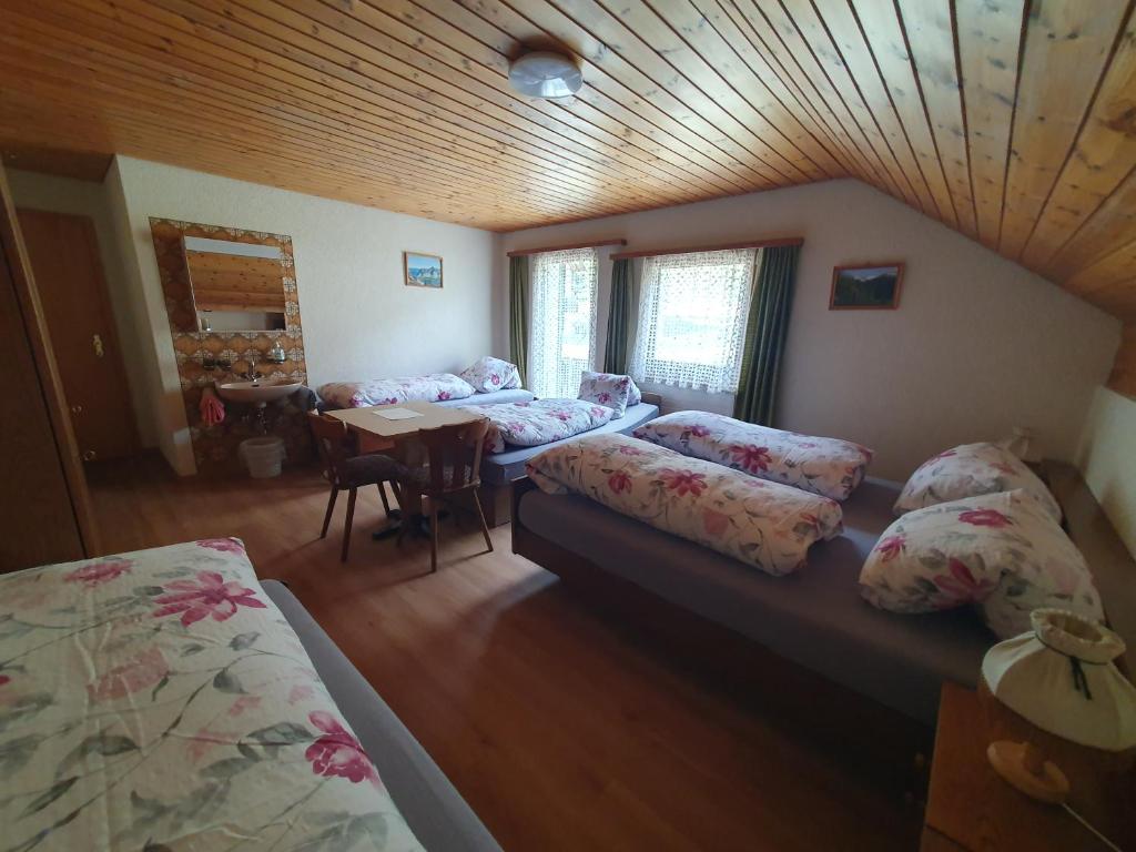 Postel nebo postele na pokoji v ubytování Plaun Grond