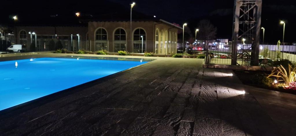 Bazén v ubytování Dany Lodge Lago di Como nebo v jeho okolí