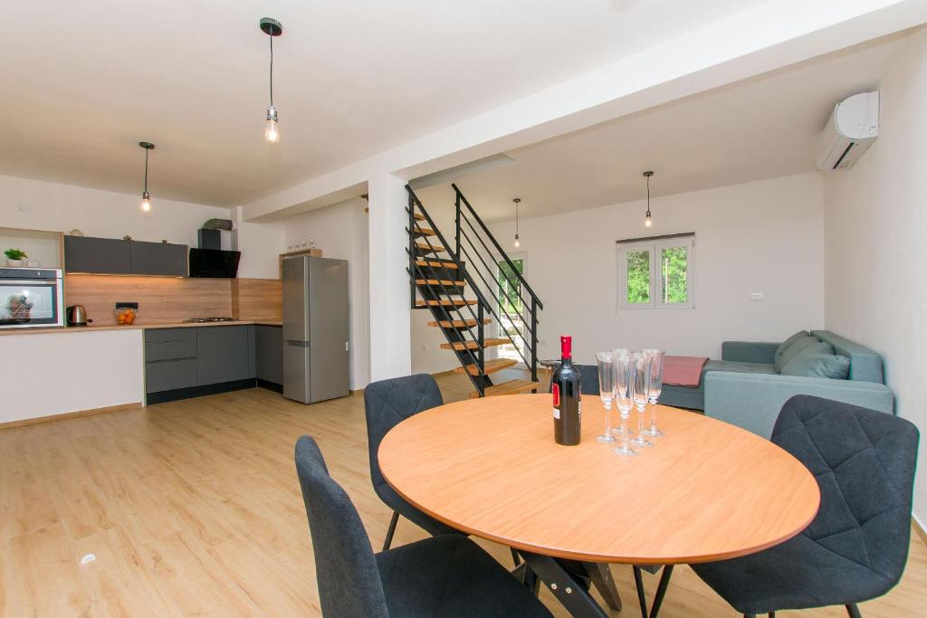 Kuchyň nebo kuchyňský kout v ubytování Apartment Petea