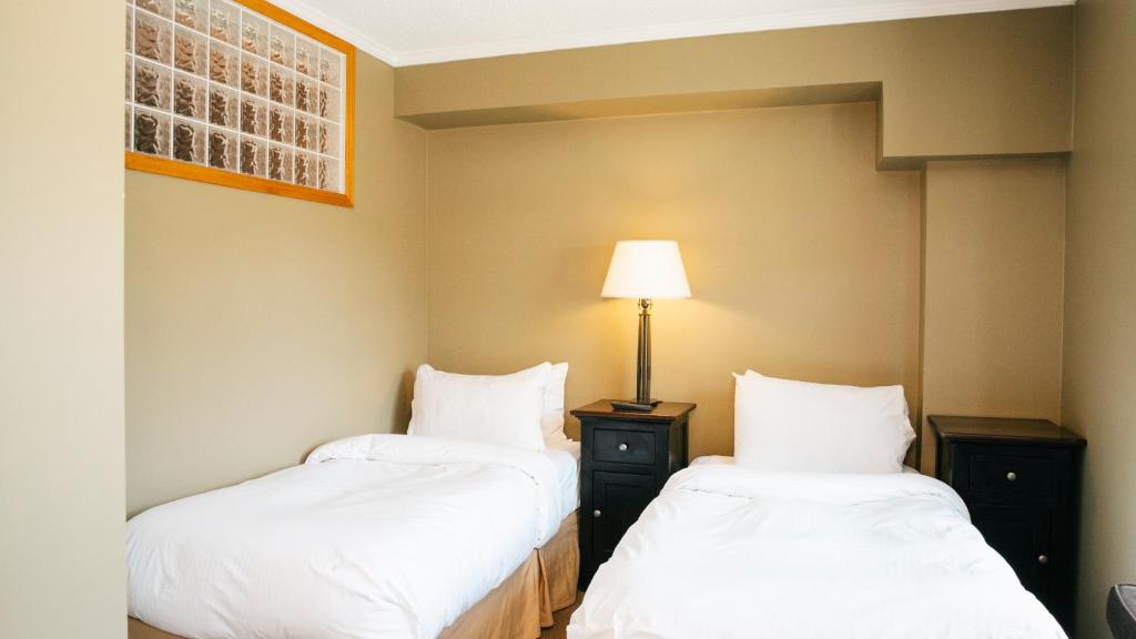 Carleton Lodge photo