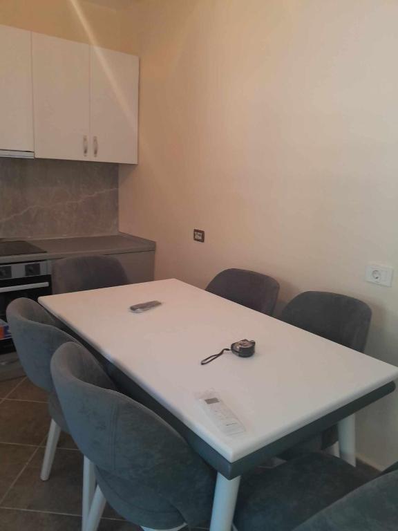 Luna Park Apartment, Shëngjin (updated prices 2024)