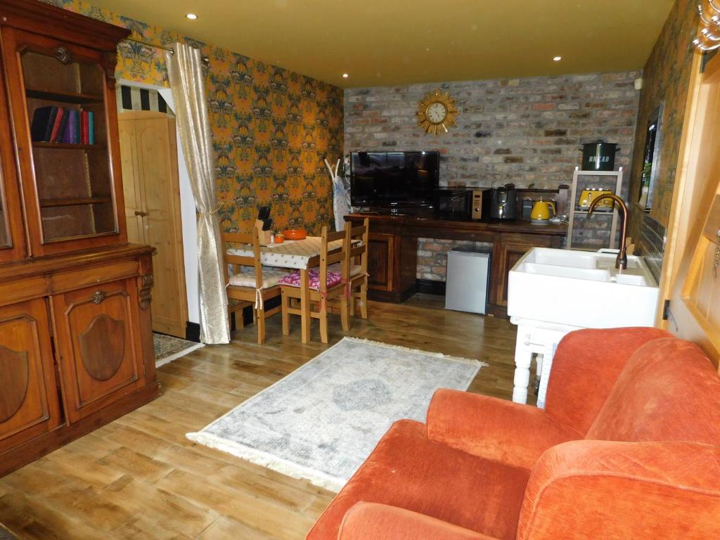 Kuchyň nebo kuchyňský kout v ubytování Willow Cottage Accommodation F91X0C8