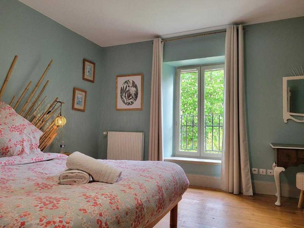 Postel nebo postele na pokoji v ubytování Chambre d'hôtes LE FLACON DE LA VERROUILLE