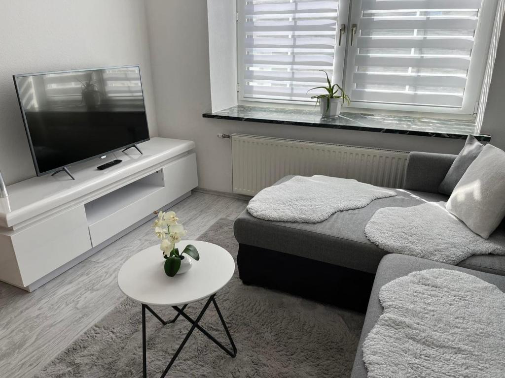 TV a/nebo společenská místnost v ubytování Charmantes Ferienhaus - Velden