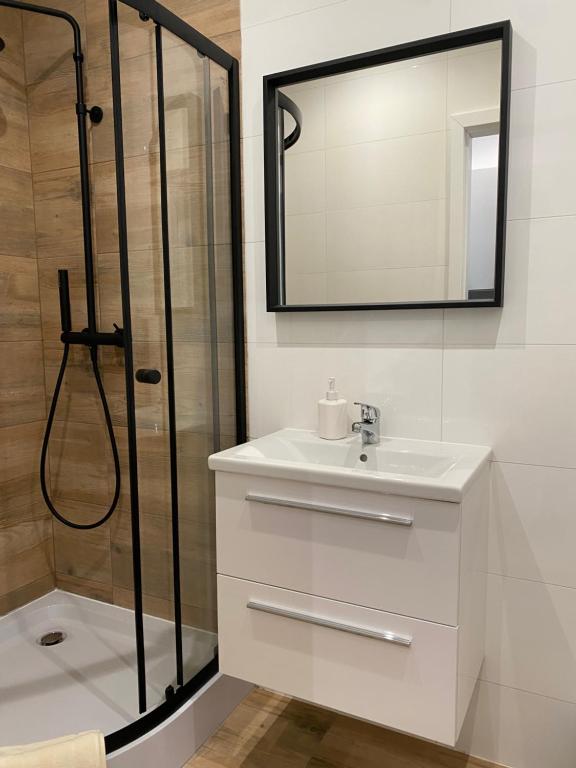 Kawalerki Basi przy Dąbrowskiego 22 - 9