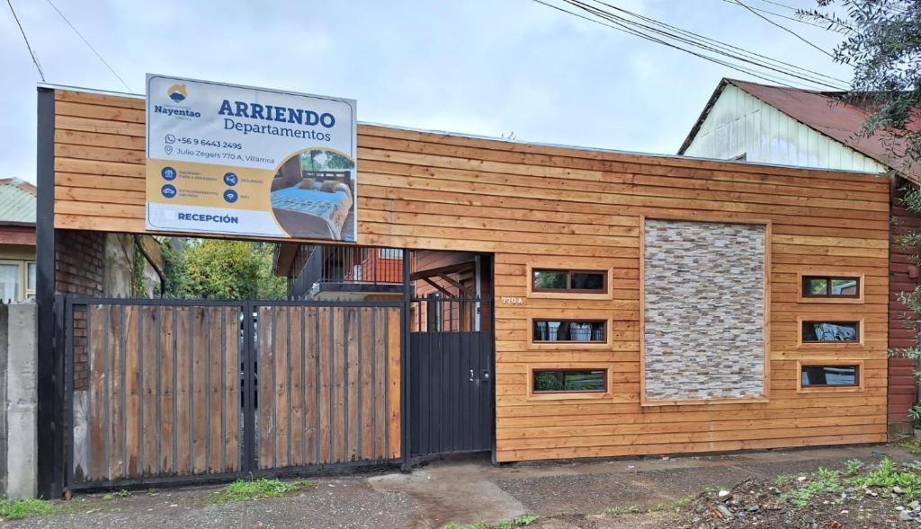 Budova, kde se apartmán nachází