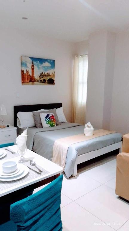 Postel nebo postele na pokoji v ubytování Studio type staycation Matina Enclaves condo fully furnished
