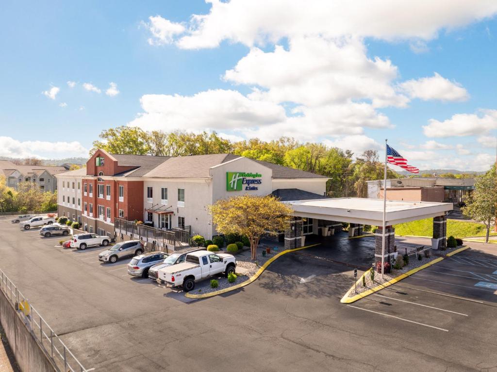 Holiday Inn Express Hotel and Suites Chattanooga Hixson