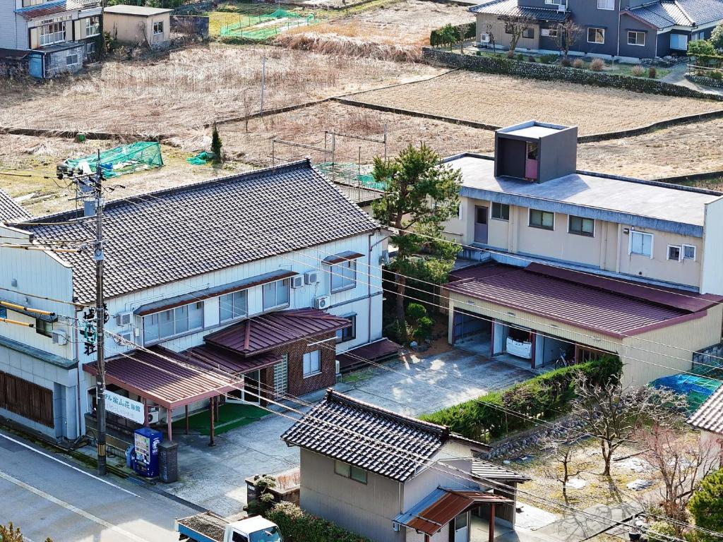 Budova, kde se ryokan nachází