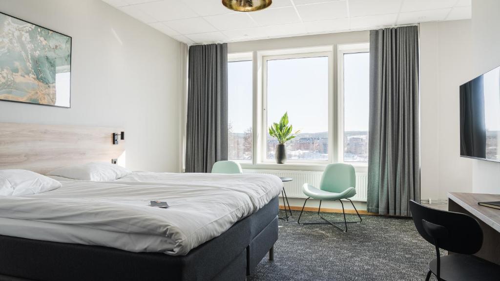 Postel nebo postele na pokoji v ubytování Comfort Hotel Skellefteå
