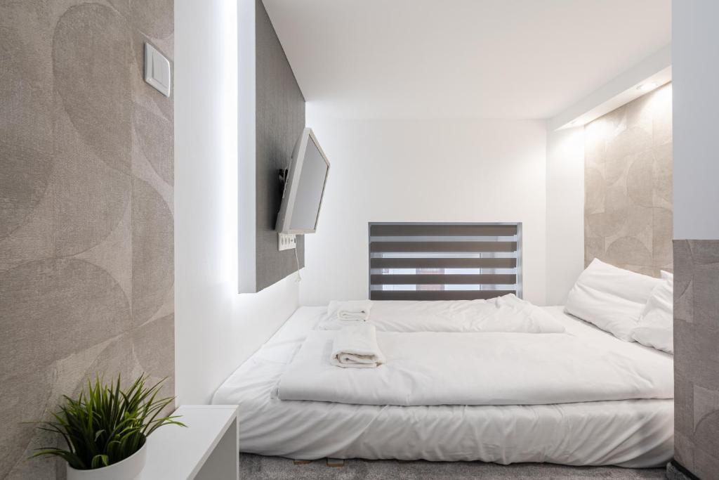 Nook Oasis Apartment 1081 Budapest, 23 II. János Pál pápa tér fsz. 5 kép - 1