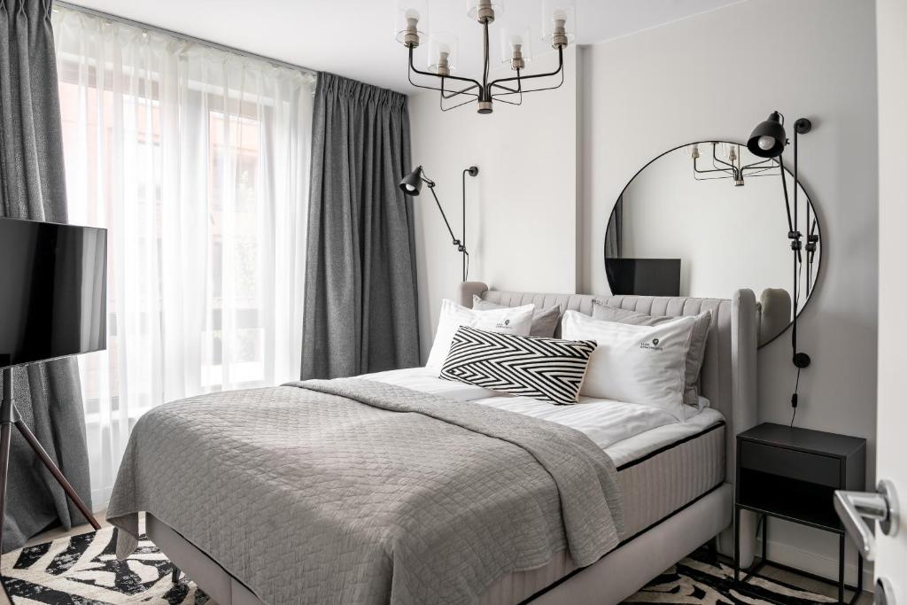 Gdańsk Old Town Scala E suites with Parking by Lion Apartments - 12