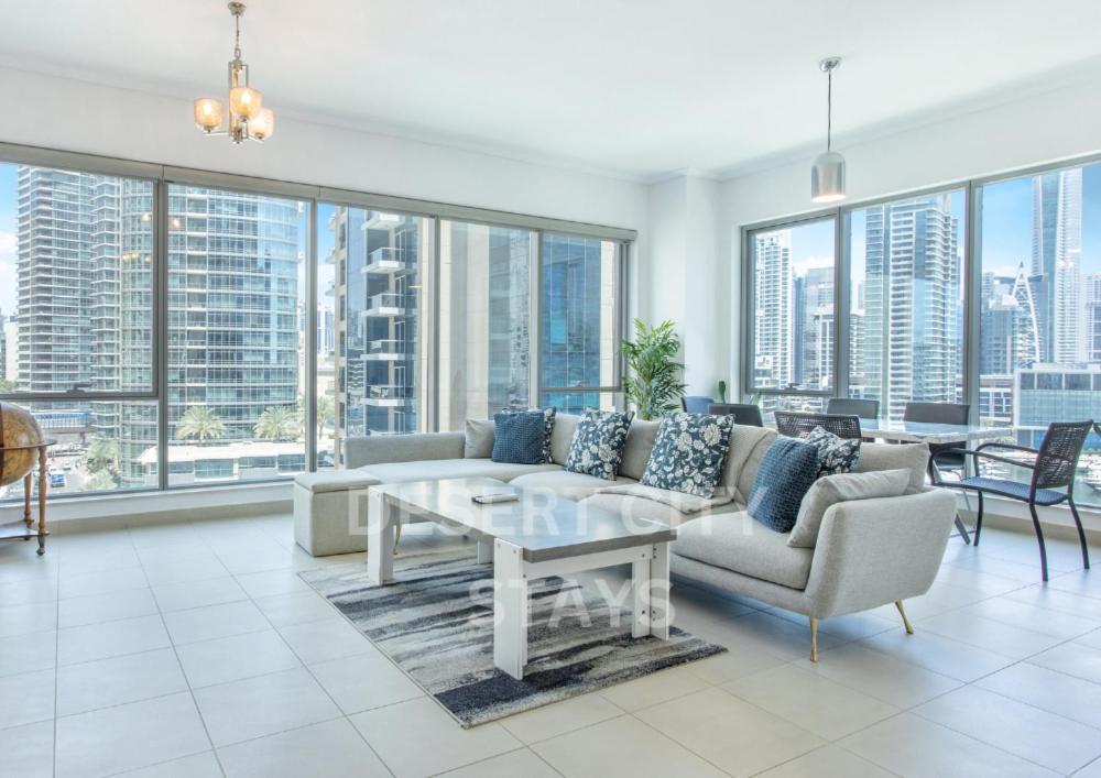 2 Bed Room in Attessa Tower, Dubai Marina by Desert City Stays، دبي