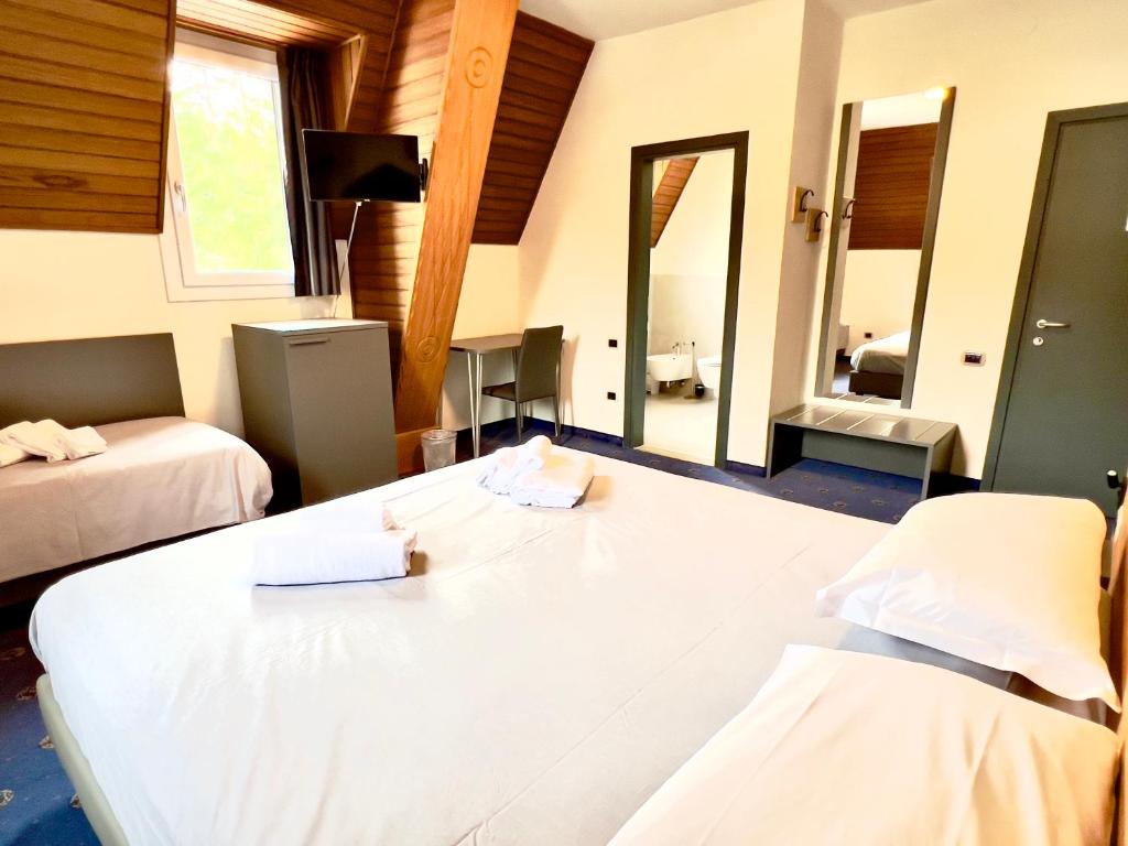Hotel Regina del Bosco - Superior Triple Room