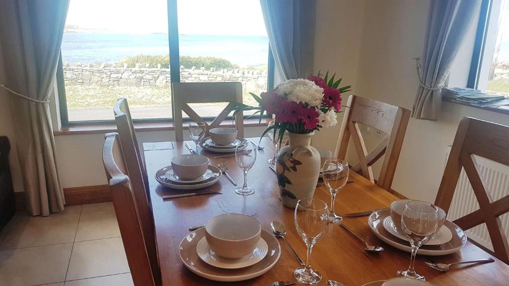 Fotografie z fotogalerie ubytování Coral Strand Lodge v destinaci Ballyconneely