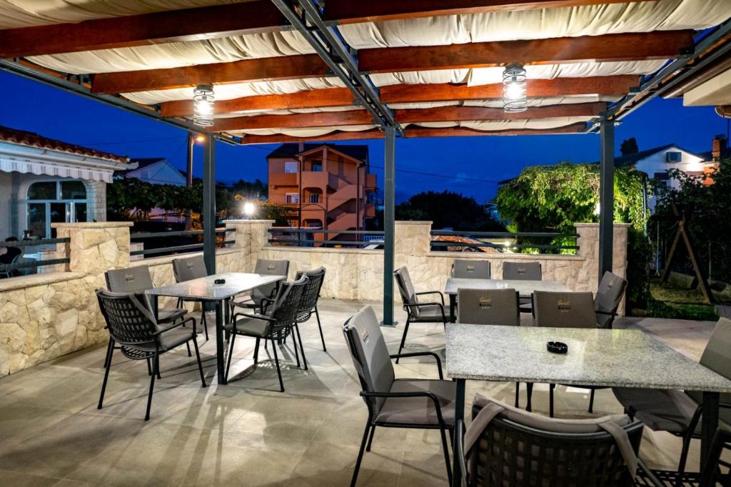 Fotografie z fotogalerie ubytování Studio apartment in Lopar with Terrace, Air condition, WIFI (4739-1) v destinaci Lopar
