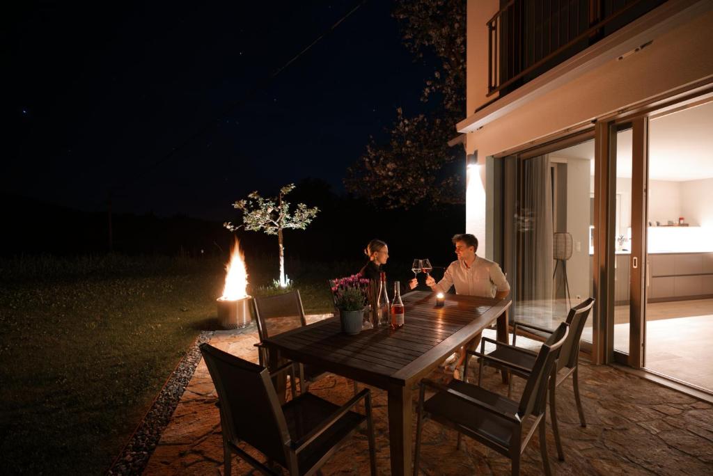 Patio nebo venkovní prostory v ubytování Traumhaftes Ferienhaus am Lateinberg - 8455 Eibiswald Südsteiermark