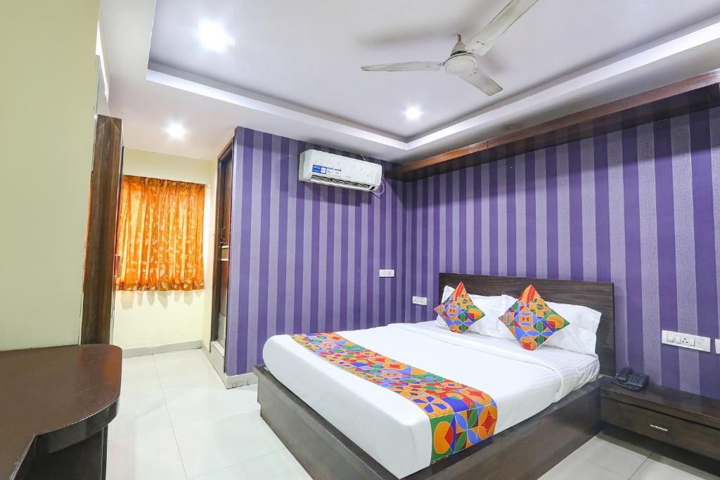 FabHotel Royal Residency II - Nr Metro Station Lakdikapul - Chambre Double De Luxe