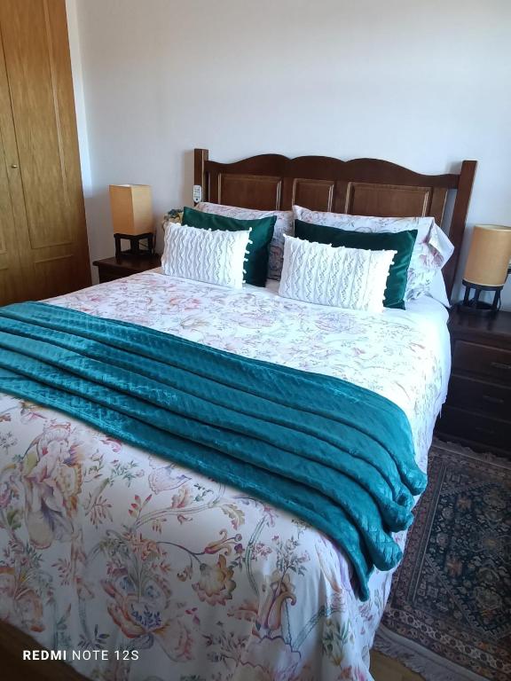 A bed or beds in a room at Apartamento Mirador del Pantano 1