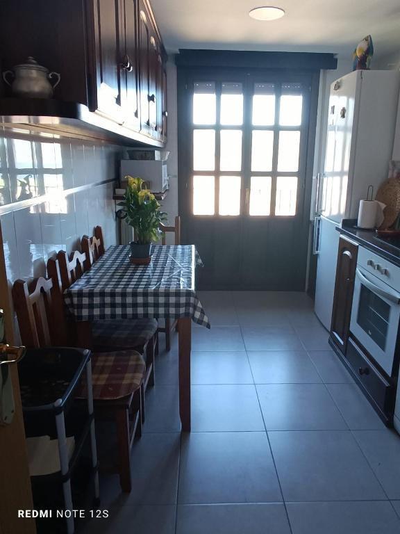 A kitchen or kitchenette at Apartamento Mirador del Pantano 1
