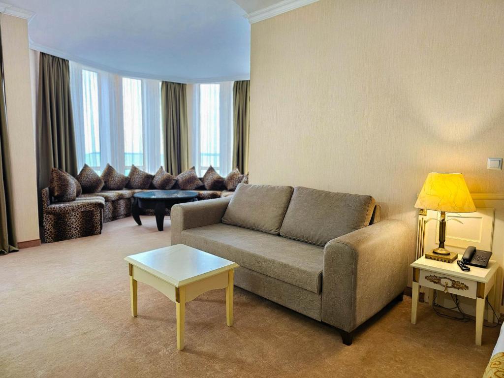 Imperial Palace Hotel - Studio Avec Vue Sur La Mer Et Balcon Avec Parking Gratuit Inclus