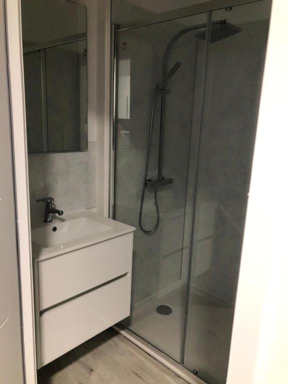 Kúpeľňa v ubytovaní Saint dénis Appartement 1