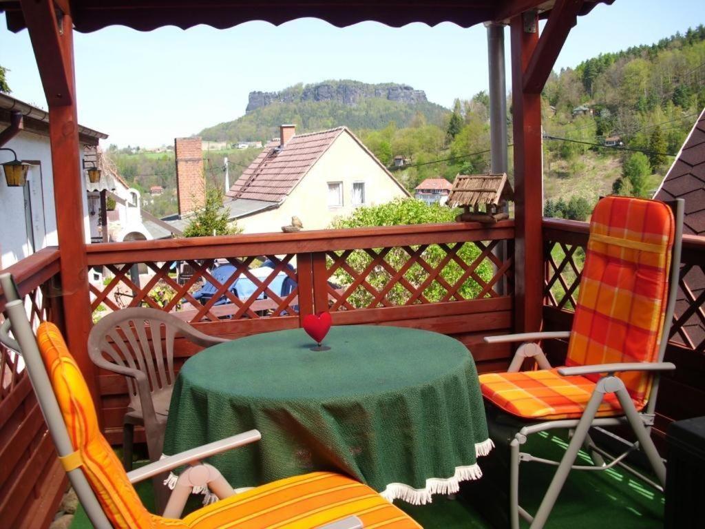 A balcony or terrace at Ferieneinrichtungen-Haus-am-Stein-Haus-2-Saechsische-Schweiz-Koenigstein