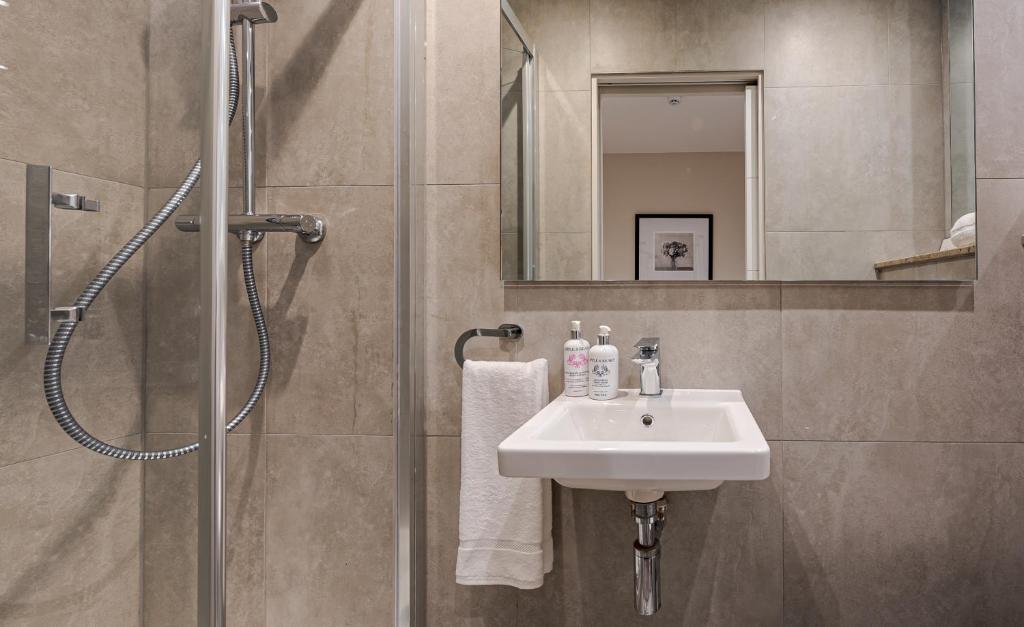 King's Cross Express Inn - Resim 33