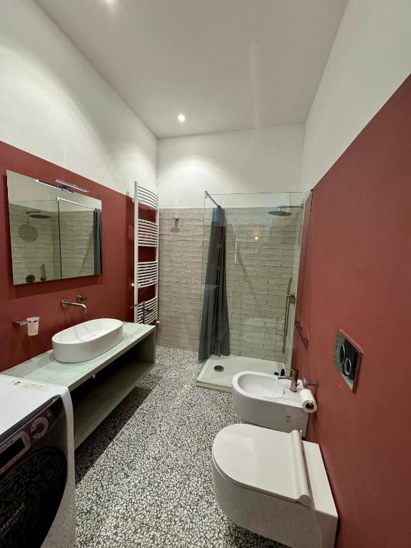 Kúpeľňa v ubytovaní 4 Balconi rooms Paladini B&B e appartamenti