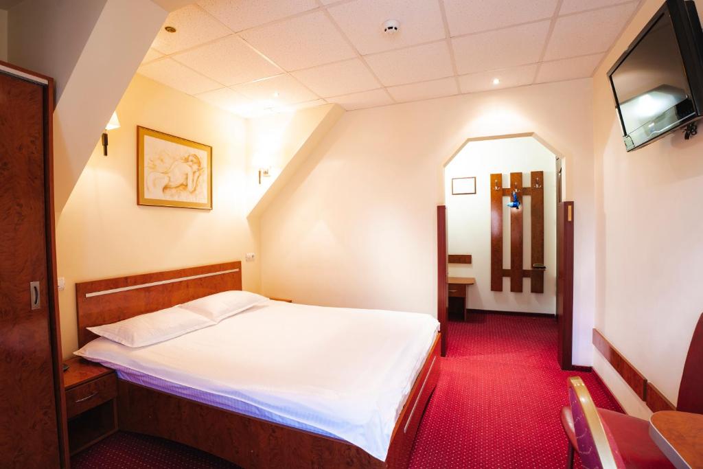 Natural Palace - King Room