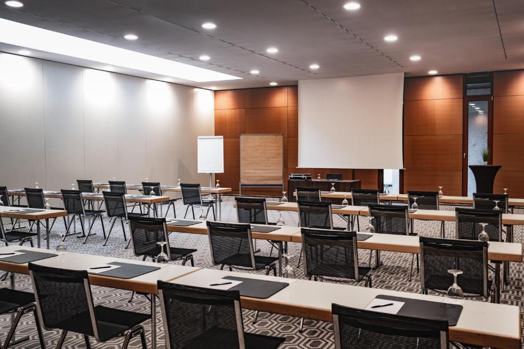 AMERON Köln Hotel Regent - Resim 29