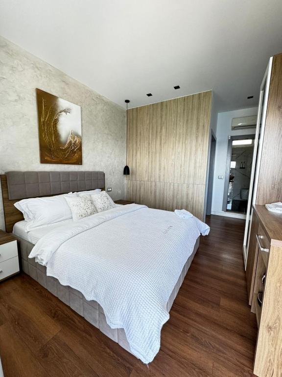 Luciano Hotel