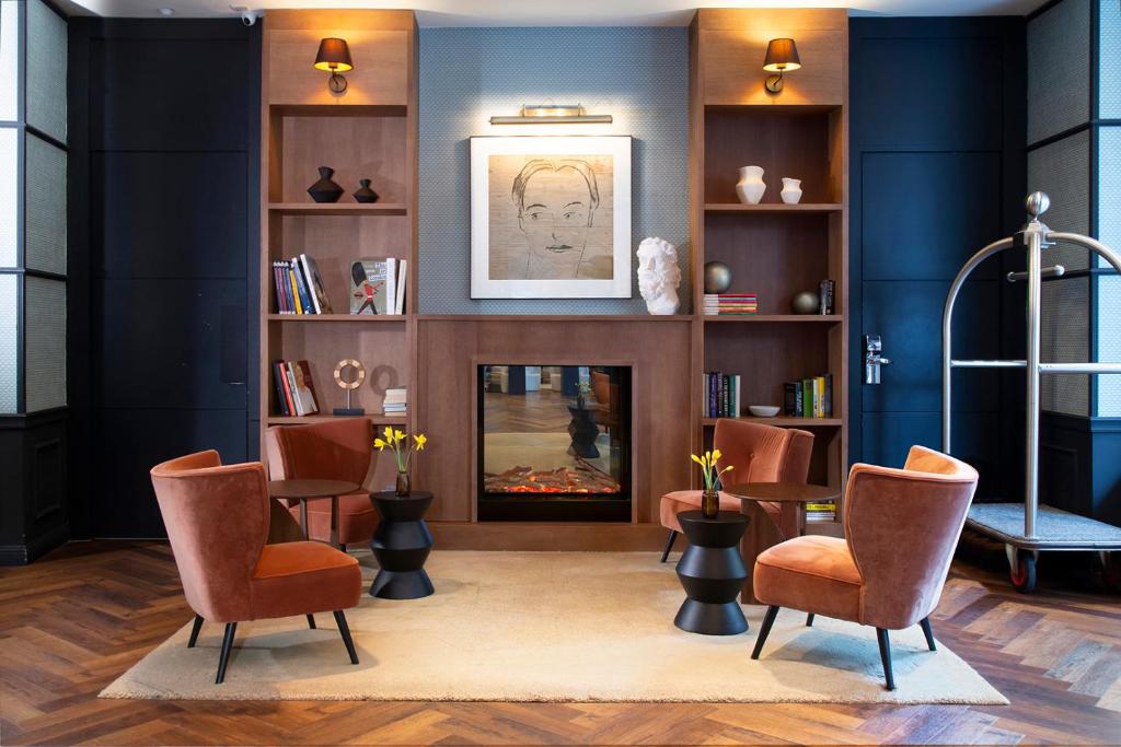 H10 London Waterloo - Resim 27