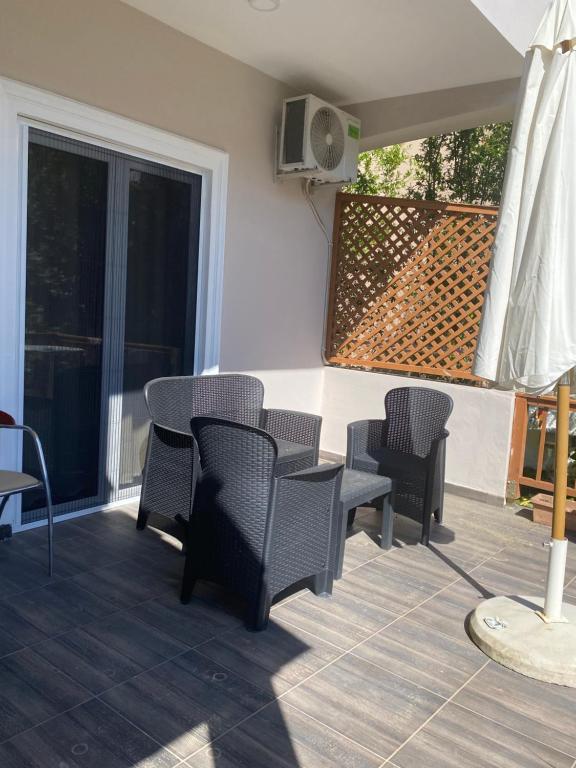 Istumisnurk majutusasutuses Vila M Vera Rooms with kitchen and Apartments