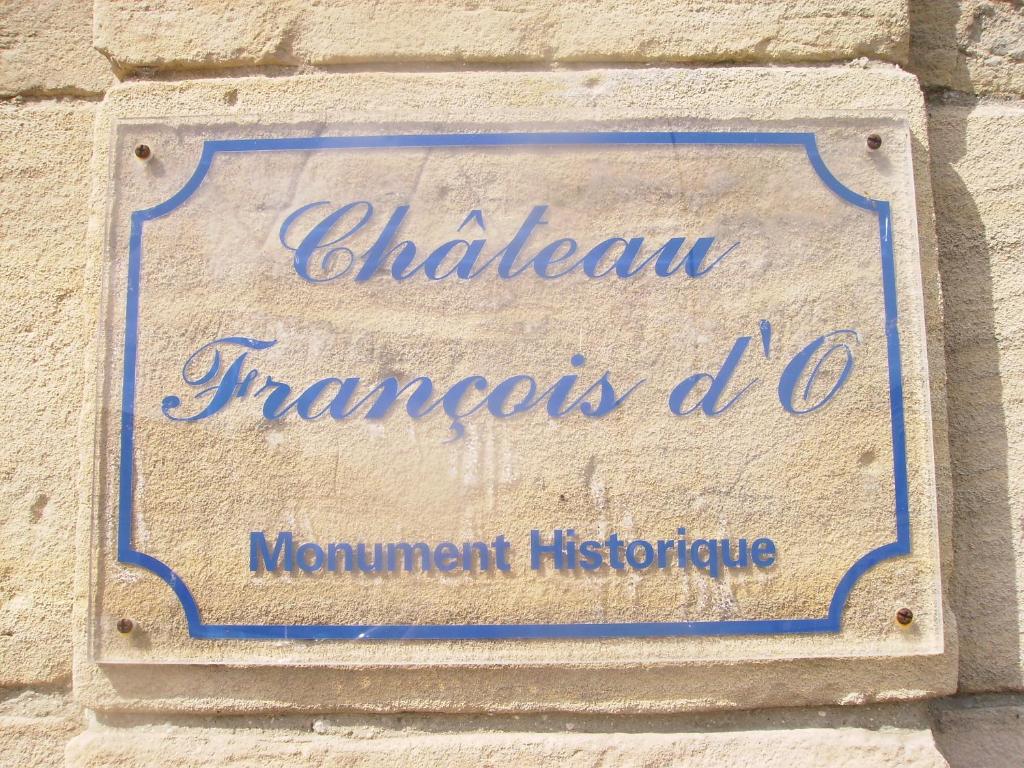 Certifikát, hodnocení, plakát nebo jiný dokument vystavený v ubytování Chateau de Courseulles
