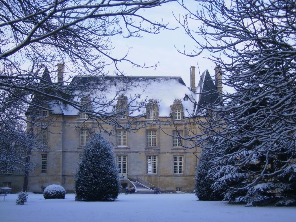 Chateau de Courseulles v zimě
