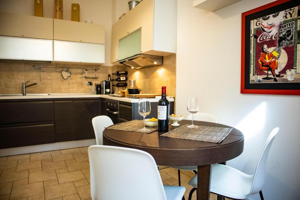 Η κουζίνα ή μικρή κουζίνα στο Nido felice