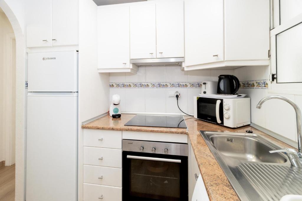 Kuchyňa alebo kuchynka v ubytovaní Jose Hurtado Apartamento