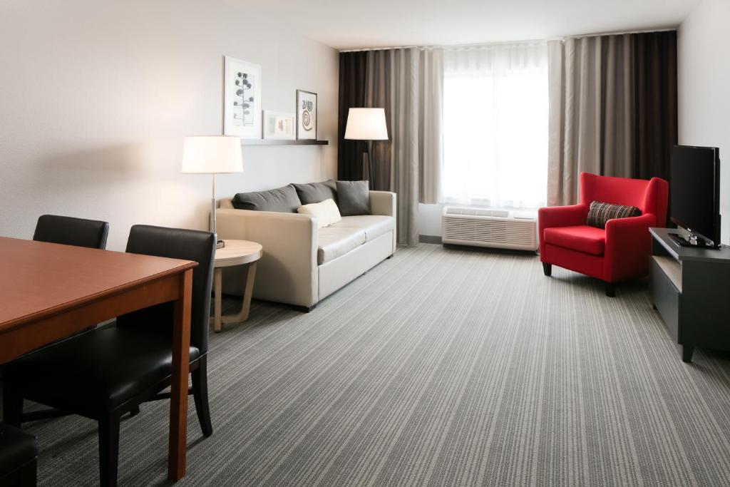 Country Inn & Suites by Radisson, Middleton - Madison West photo